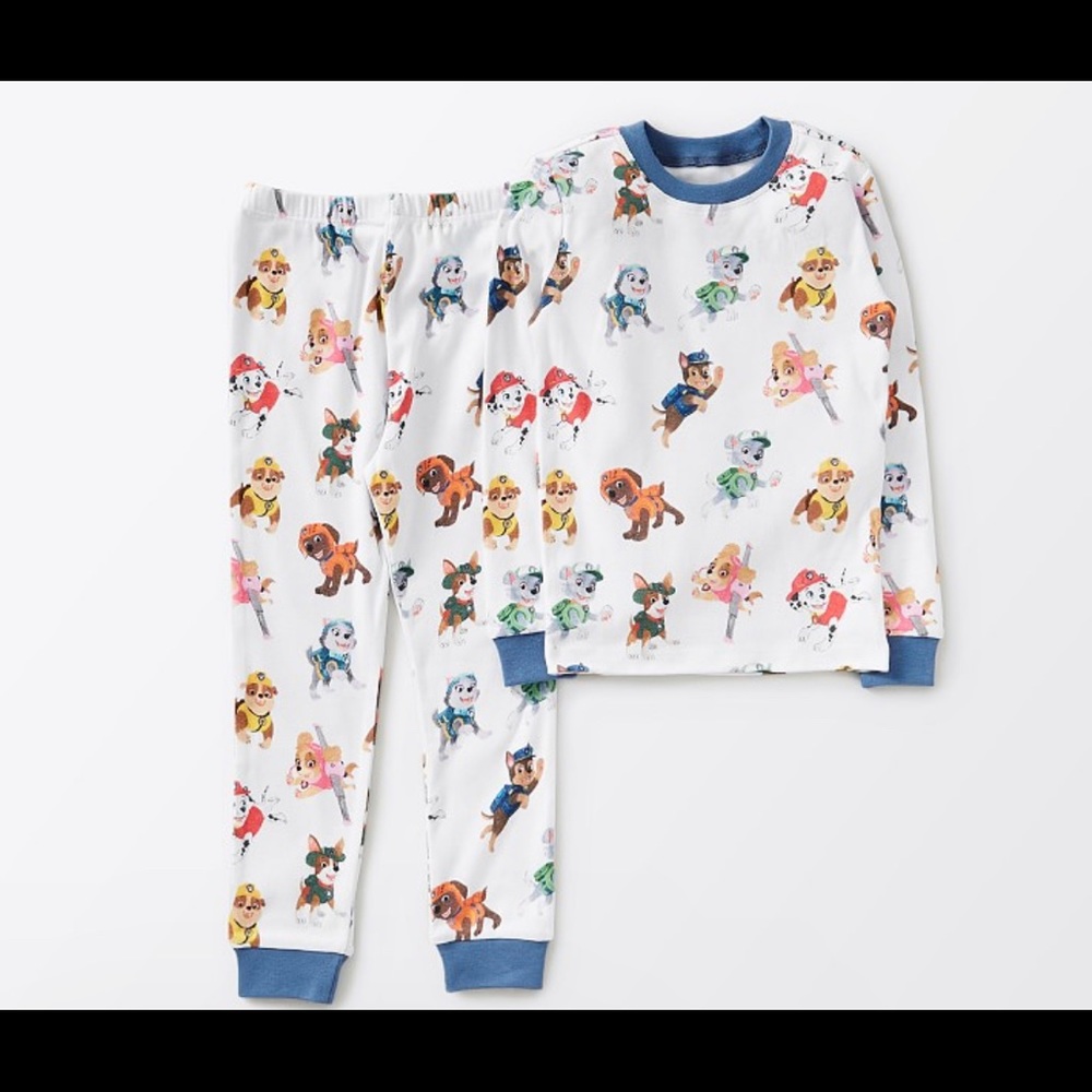 Pottery Barn Kids Paw Patrol pajamas size 6